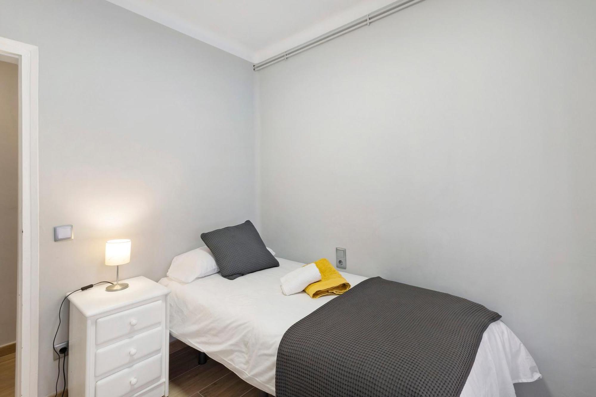 Alfons I Apartment ปุจเซร์ดา ภายนอก รูปภาพ